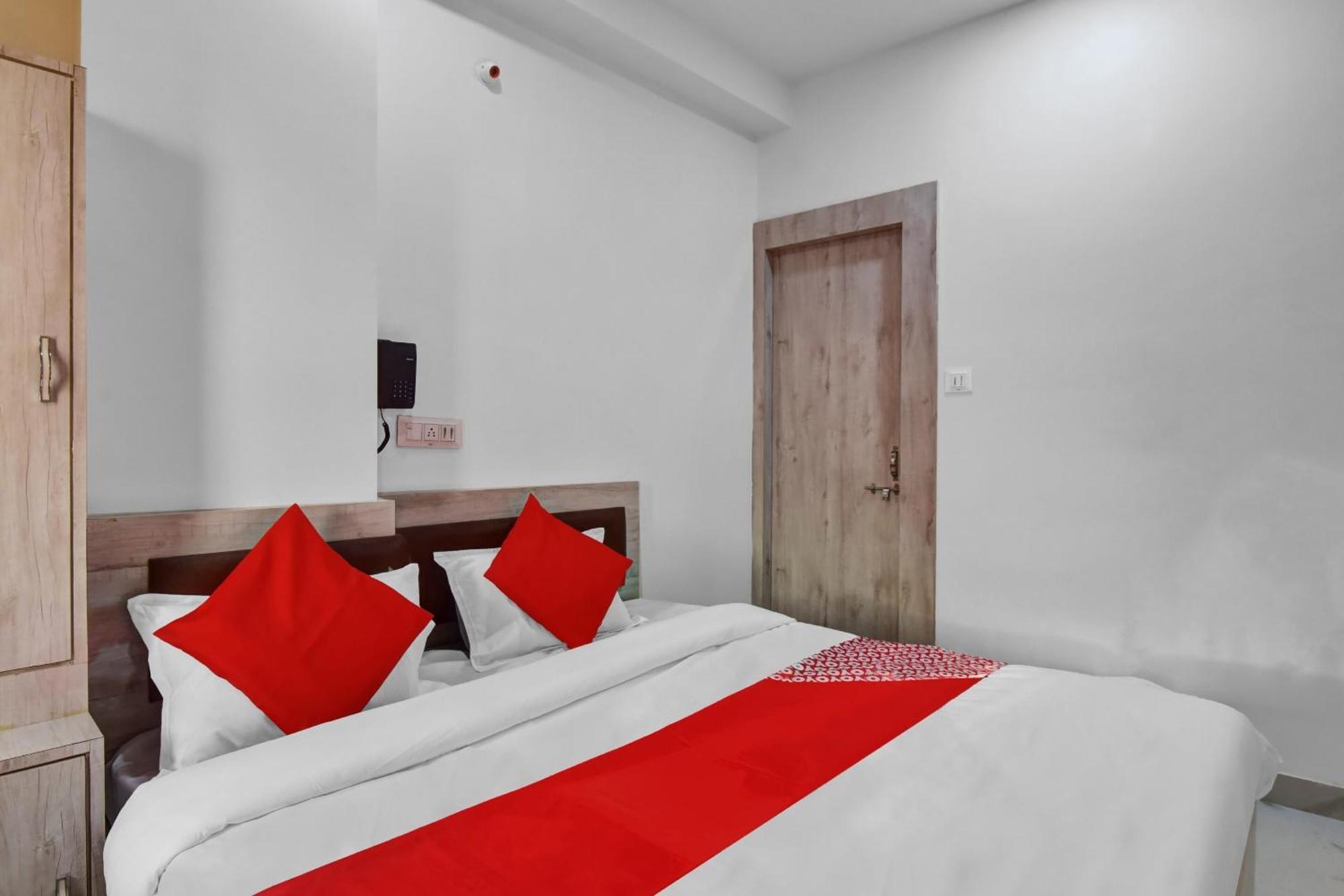 Hotel O Grand L M Adžmér Exteriér fotografie
