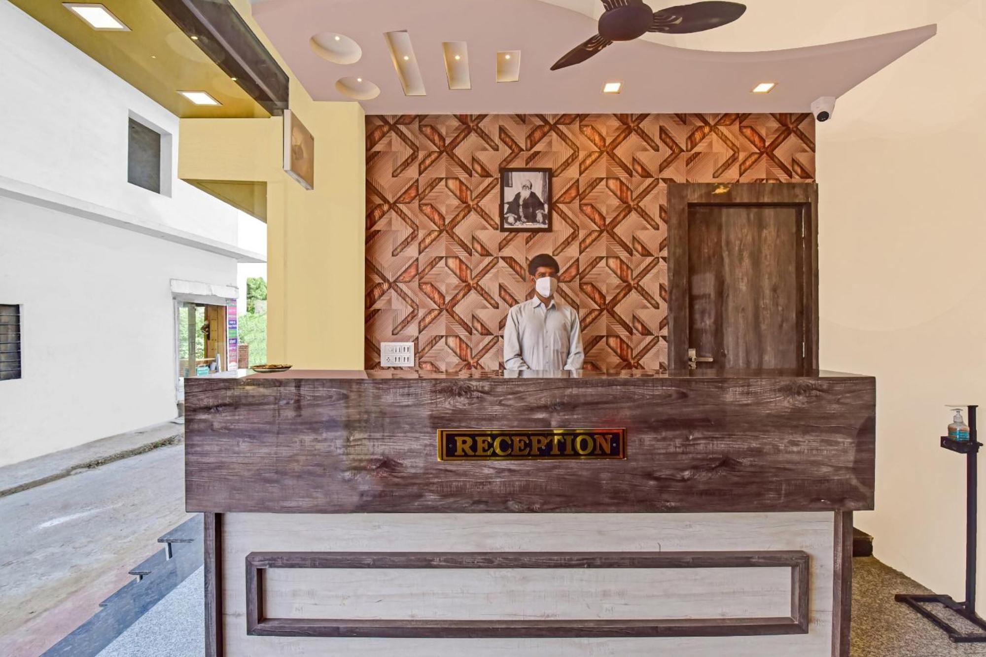 Hotel O Grand L M Adžmér Exteriér fotografie