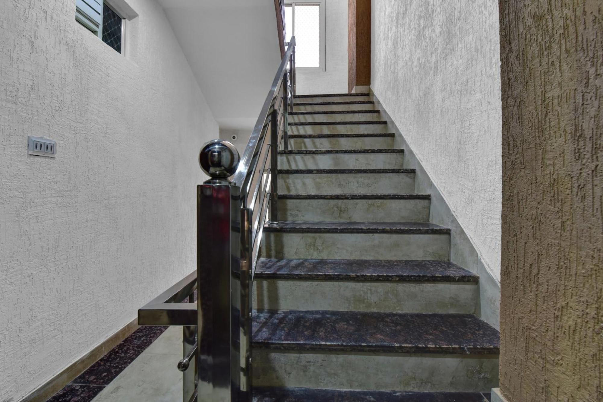 Hotel O Grand L M Adžmér Exteriér fotografie