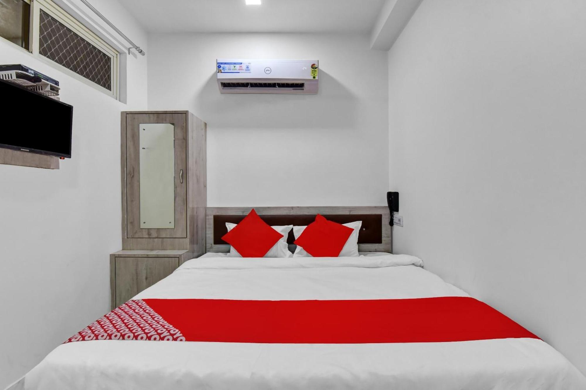 Hotel O Grand L M Adžmér Exteriér fotografie